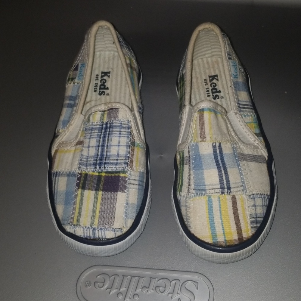 Canvas Shoes